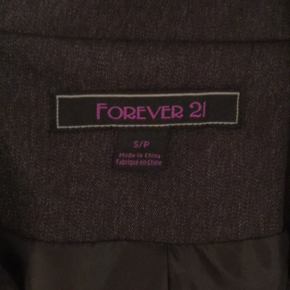 I never wear this. - Picture 3 of 3